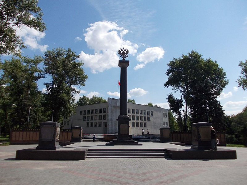 Памятная стелла в Парке патриотов